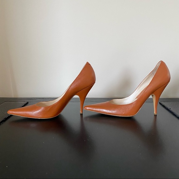 Dior Leather Pointed Stiletto - Picture 6 of 6